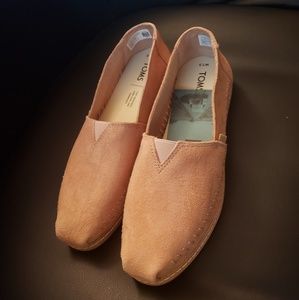 Suede Toms